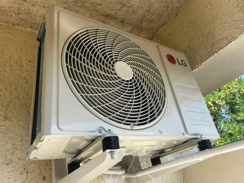 LG klíma kültéri egység